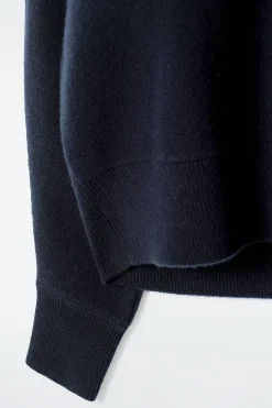 Damen COS Strickmode*ABGERUNDETER PULLOVER AUS DOUBLEFACE-WOLLE