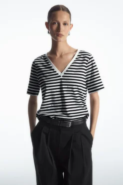 Damen COS T-Shirts | Oberteile*ALLTAGS-T-SHIRT MIT V-AUSSCHNITT