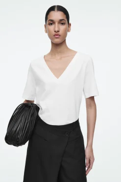 Damen COS T-Shirts | Oberteile*ALLTAGS-T-SHIRT MIT V-AUSSCHNITT