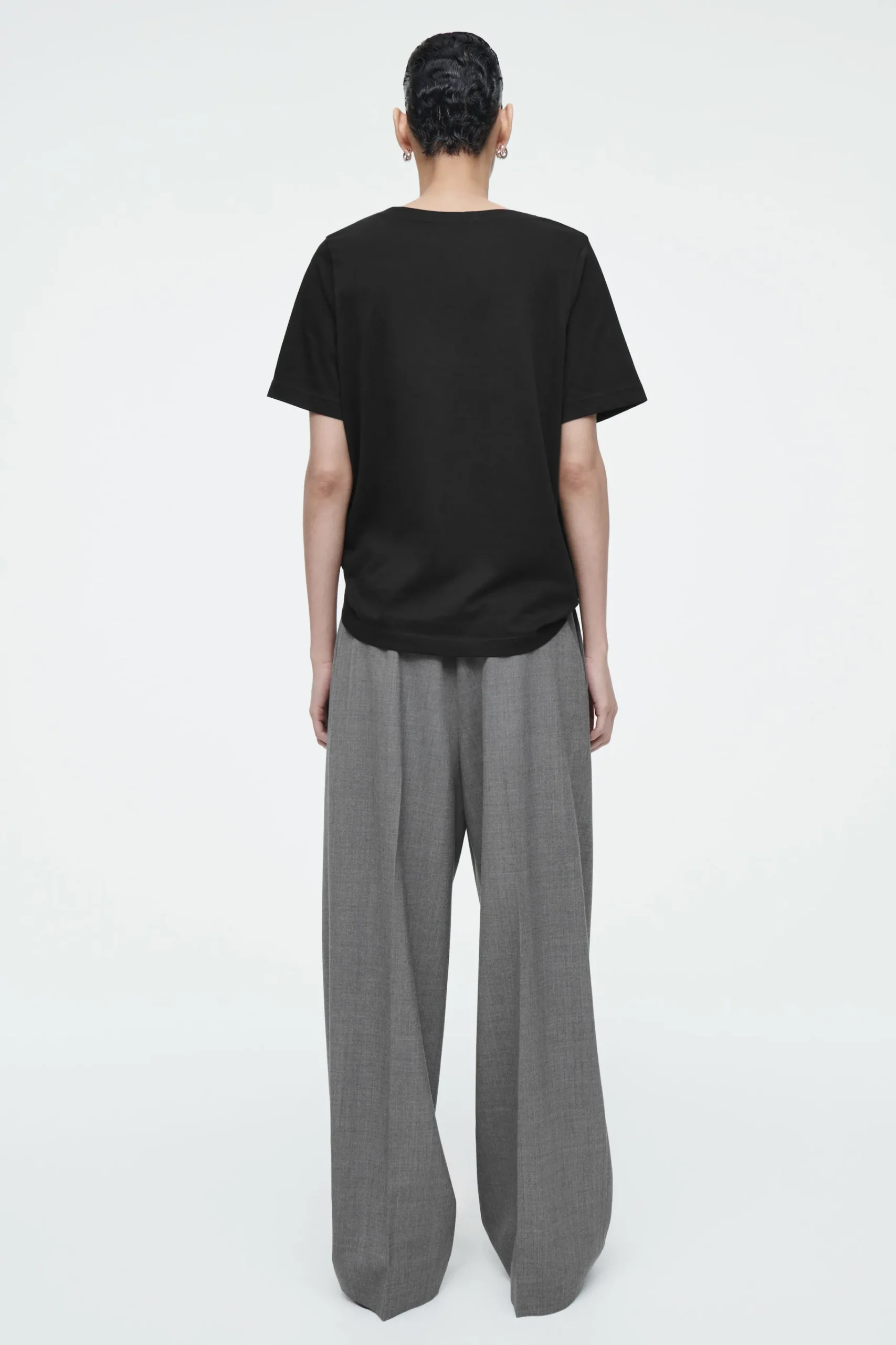 Damen COS T-Shirts | Oberteile*ALLTAGS-T-SHIRT MIT V-AUSSCHNITT