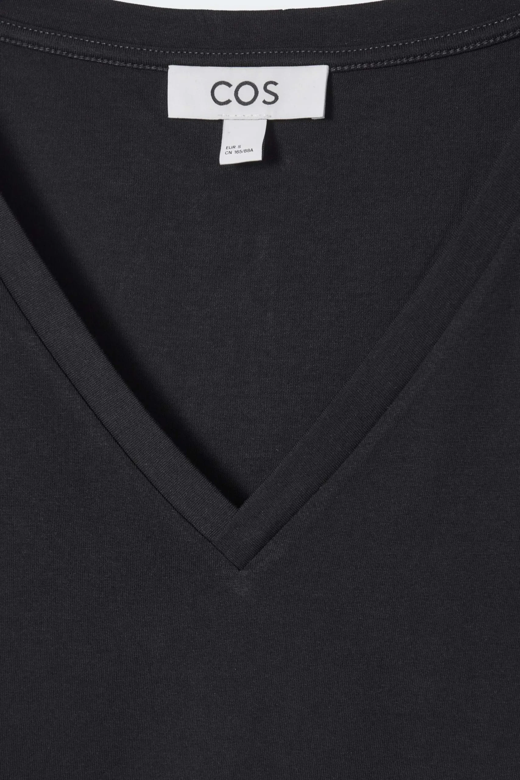 Damen COS T-Shirts | Oberteile*ALLTAGS-T-SHIRT MIT V-AUSSCHNITT