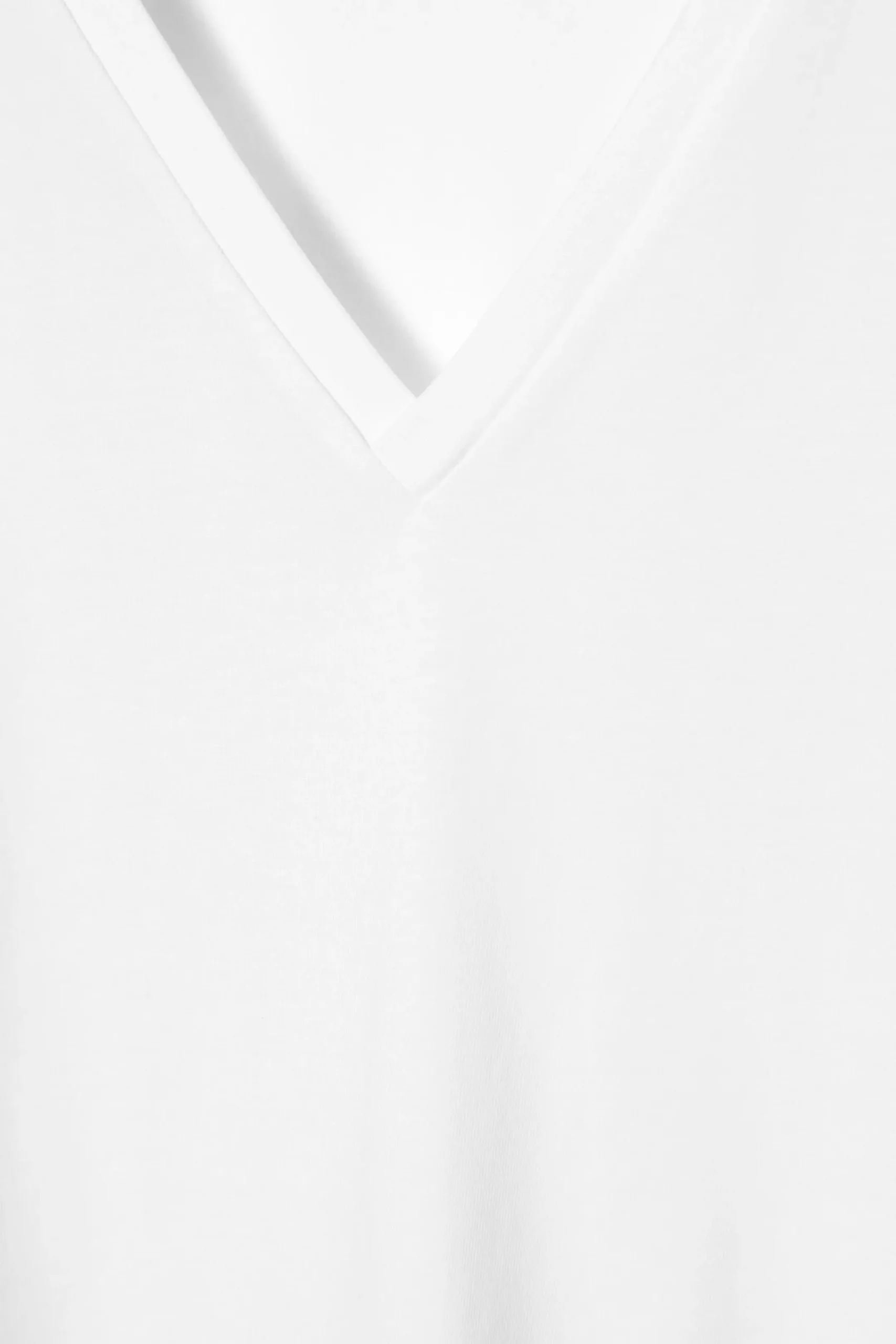 Damen COS T-Shirts | Oberteile*ALLTAGS-T-SHIRT MIT V-AUSSCHNITT