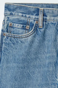 Damen COS Jeans | Hosen*ARCH SCHMAL ZULAUFENDE JEANS