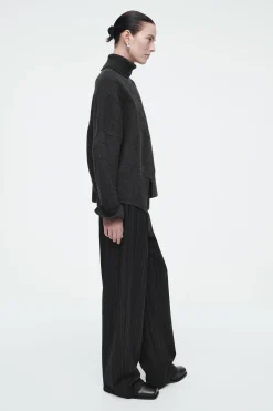 Damen COS Strickmode*ASYMMETRISCHER PULLOVER AUS MERINOWOLLE