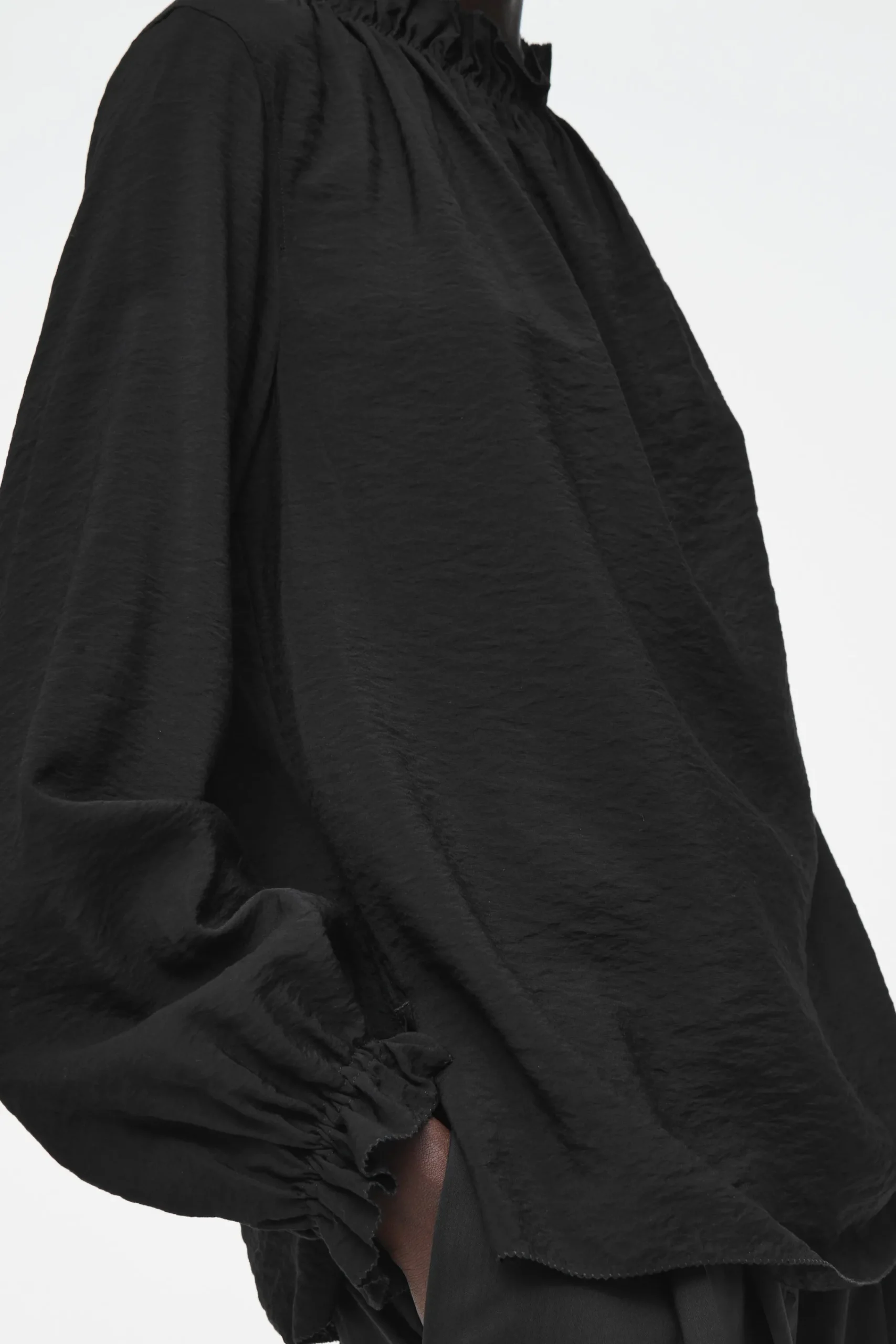 Damen COS Hemden & Blusen | Oberteile*BLUSE MIT STEHKRAGEN UND RAFFUNGEN