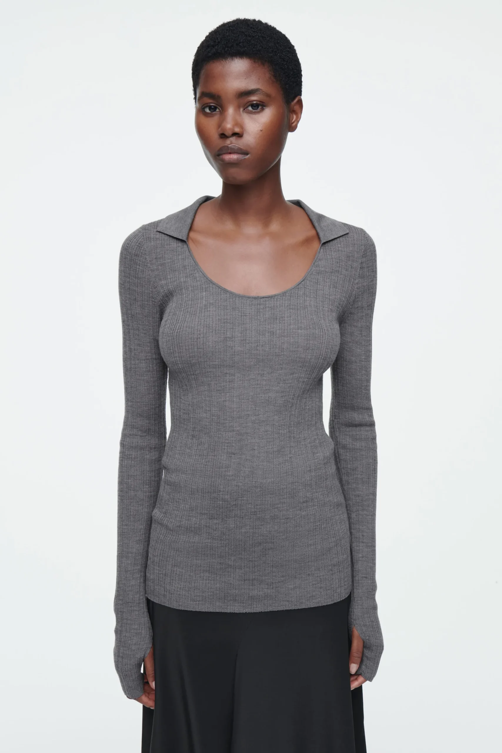 Damen COS Oberteile | Strickmode*DAS MERINOWOLLOBERTEIL MIT OFFENEM KRAGEN