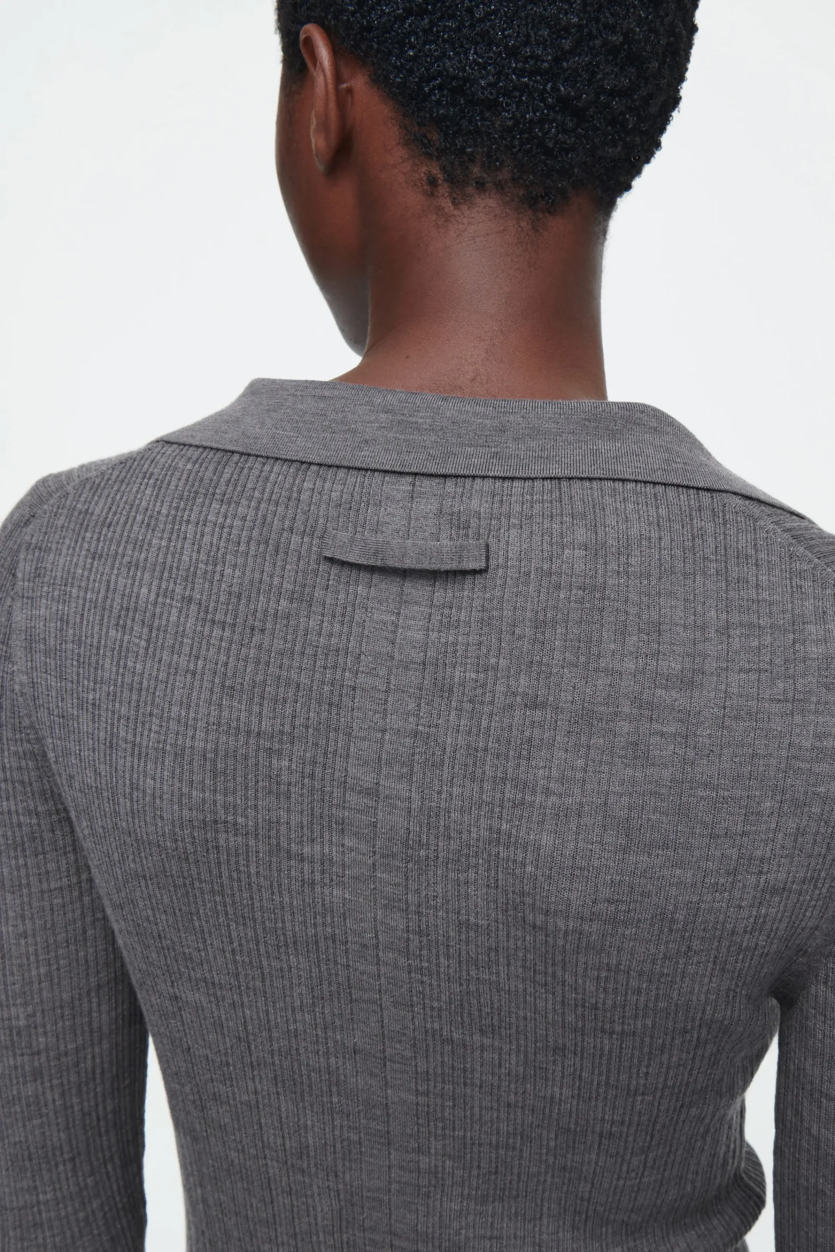 Damen COS Oberteile | Strickmode*DAS MERINOWOLLOBERTEIL MIT OFFENEM KRAGEN