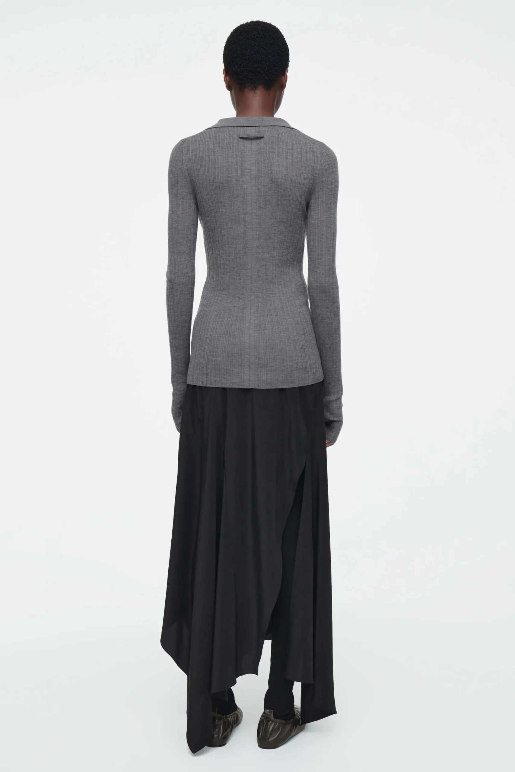 Damen COS Oberteile | Strickmode*DAS MERINOWOLLOBERTEIL MIT OFFENEM KRAGEN