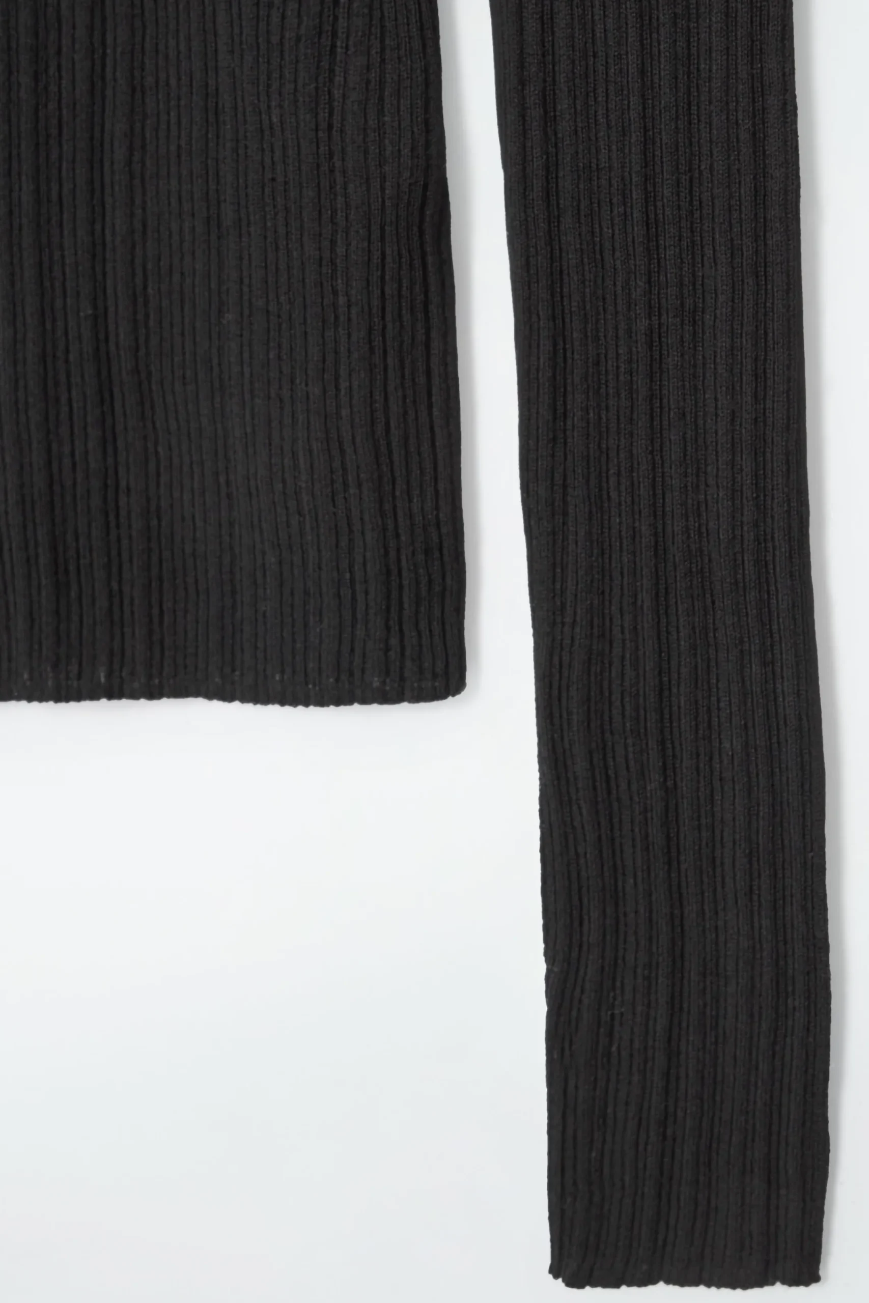 Damen COS Oberteile | Strickmode*DAS MERINOWOLLOBERTEIL MIT OFFENEM KRAGEN