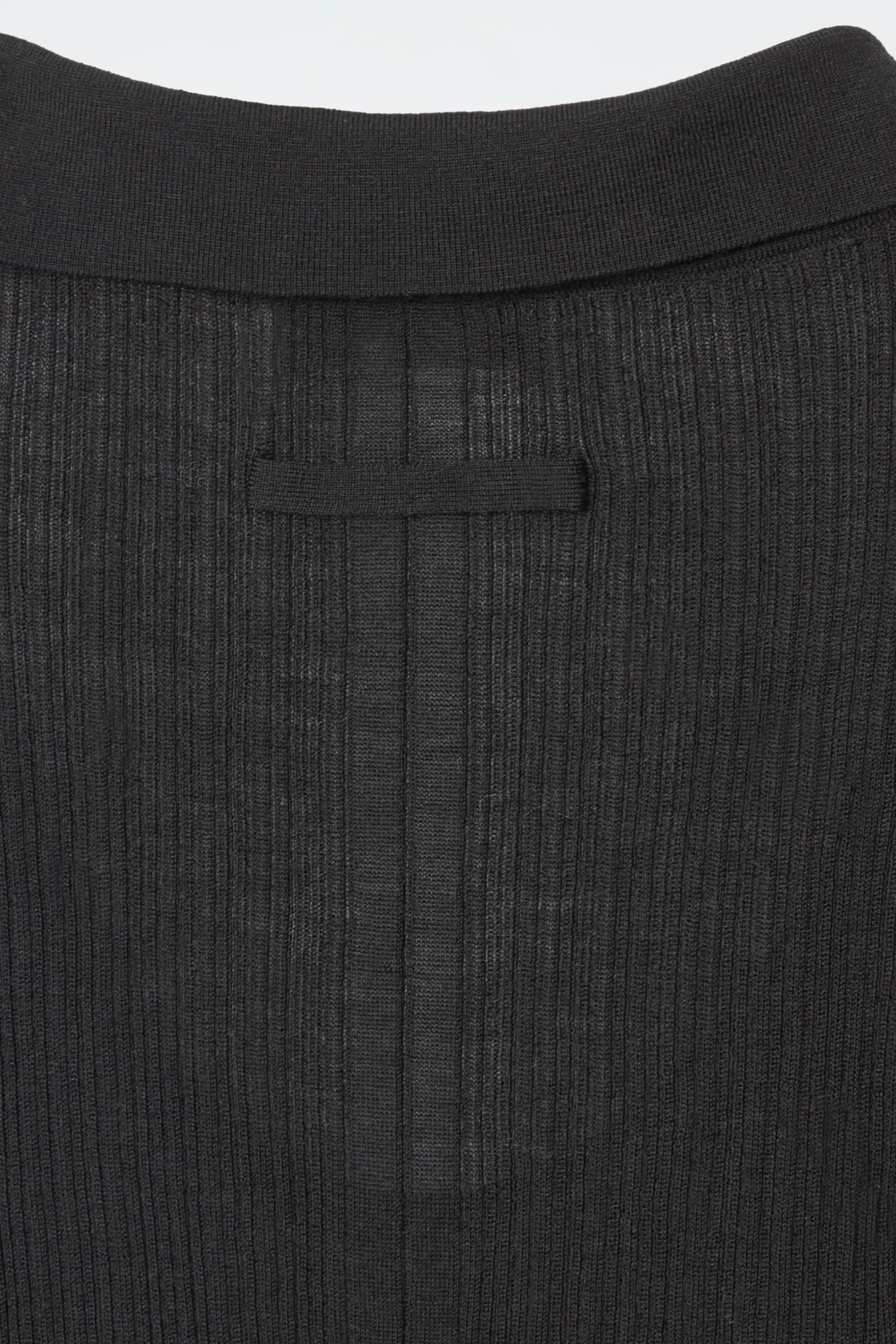 Damen COS Oberteile | Strickmode*DAS MERINOWOLLOBERTEIL MIT OFFENEM KRAGEN