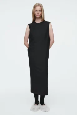 Damen COS Kleider*DAS ÄRMELLOSE ELEGANTE WOLLKLEID
