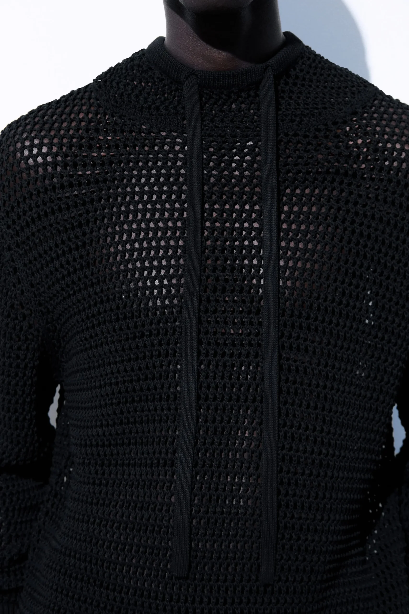 Herren COS Sweatshirts & Kapuzenpullover*DER KAPUZENPULLOVER IN NETZOPTIK