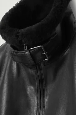 Herren COS Mäntel & Jacken*DIE LEDERJACKE MIT LAMMFELLBESATZ