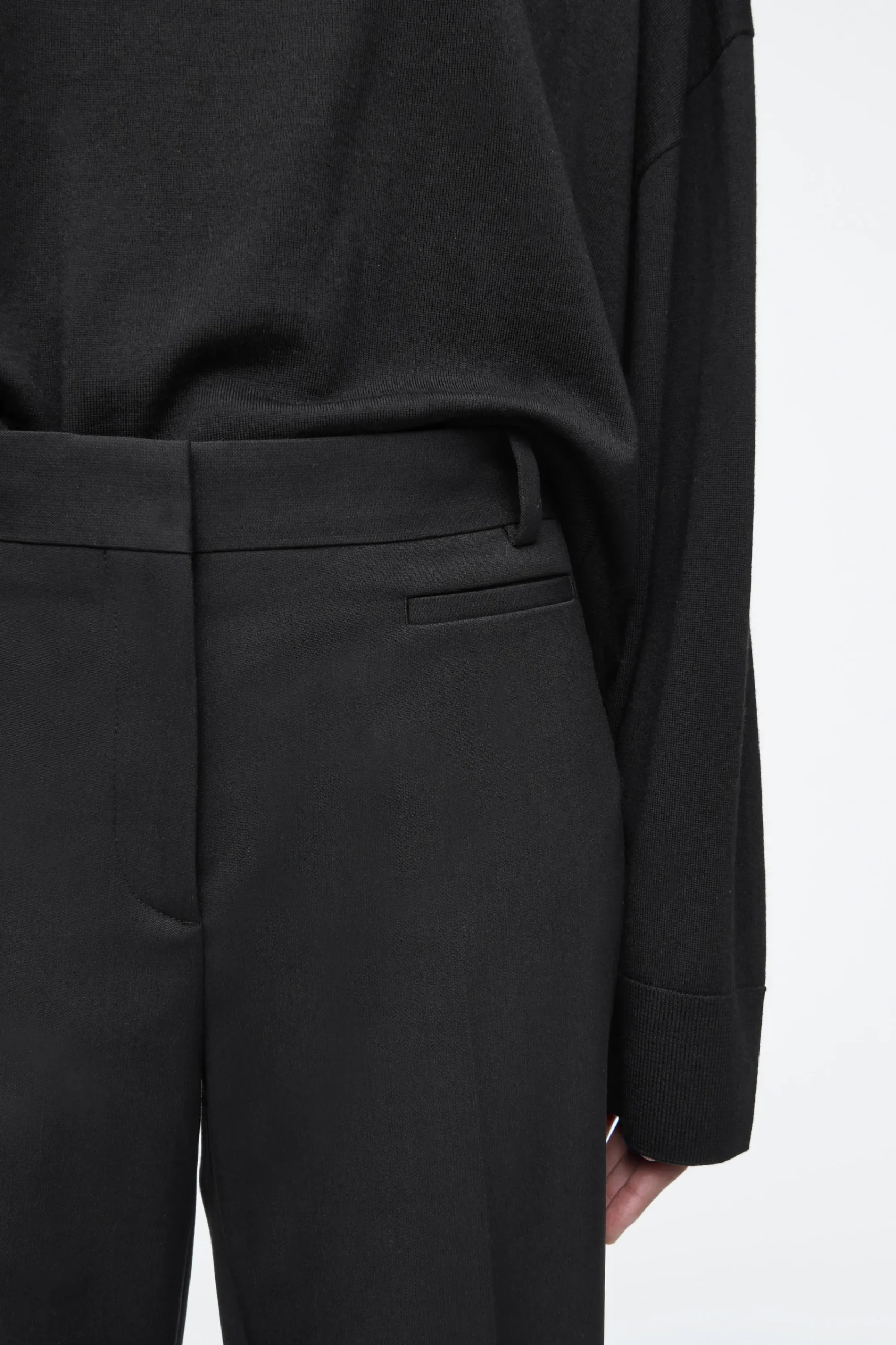 Damen COS Hosen*ELEGANTE WOLLHOSE MIT SCHMALEM BEIN
