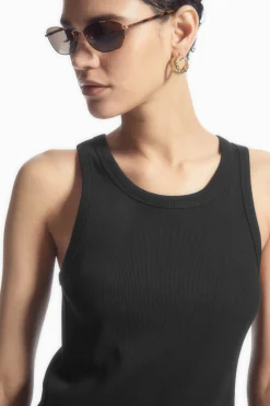 Damen COS Kleider*GERIPPTES SCHLAUCHKLEID