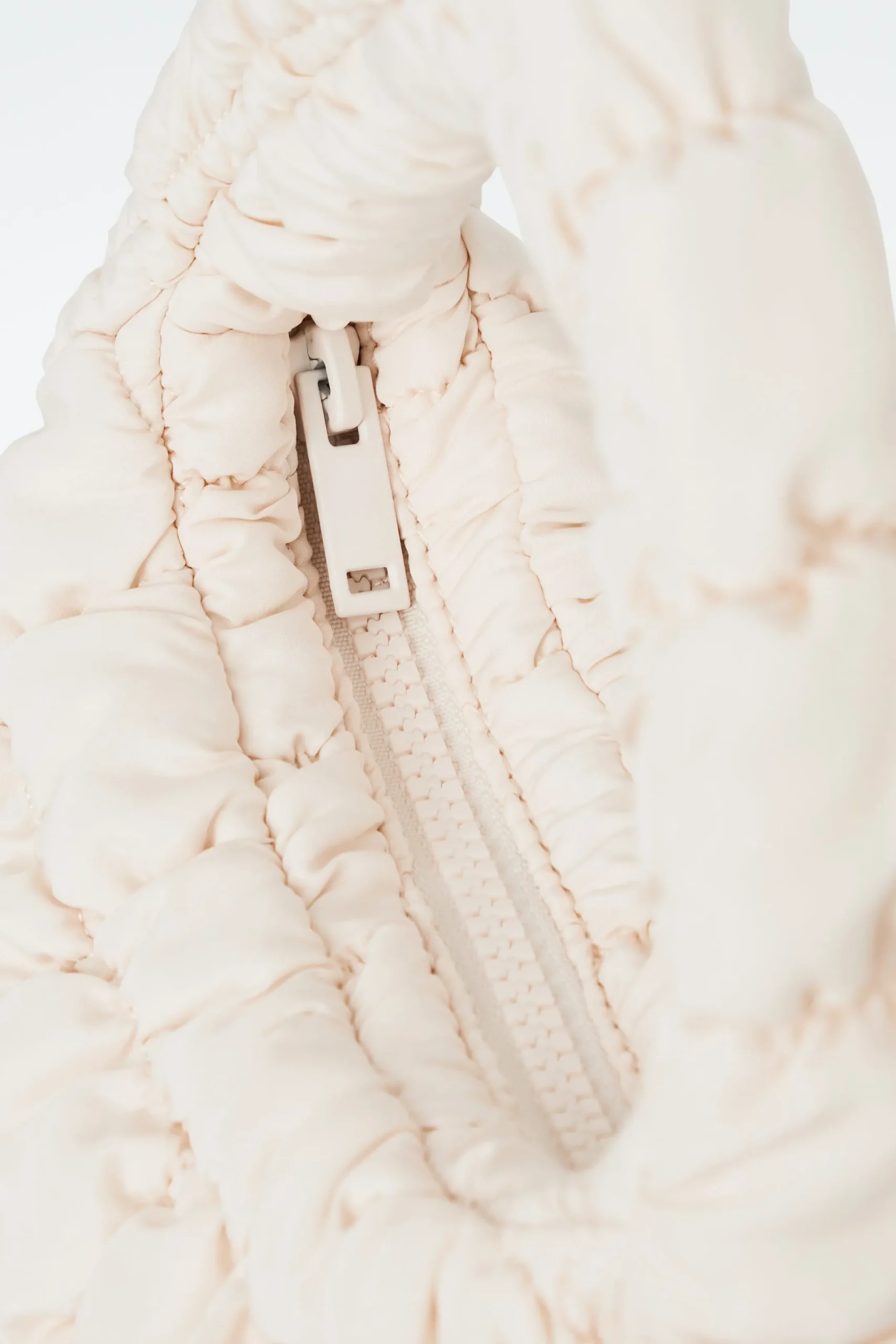 Damen COS Taschen*GESTEPPTE MINI-TASCHE