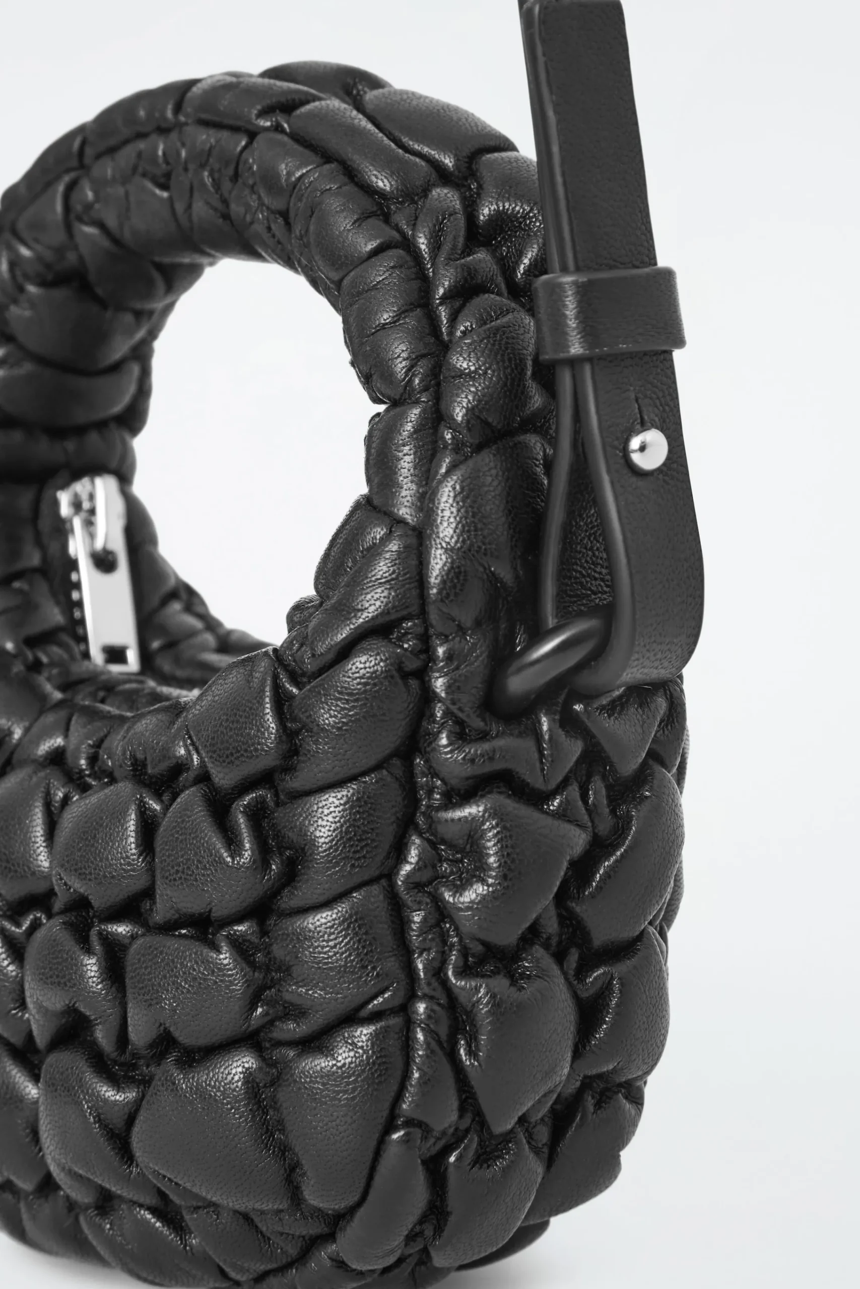 Damen COS Die Gesteppte Tasche*GESTEPPTE MINI-UMHÄNGETASCHE - LEDER