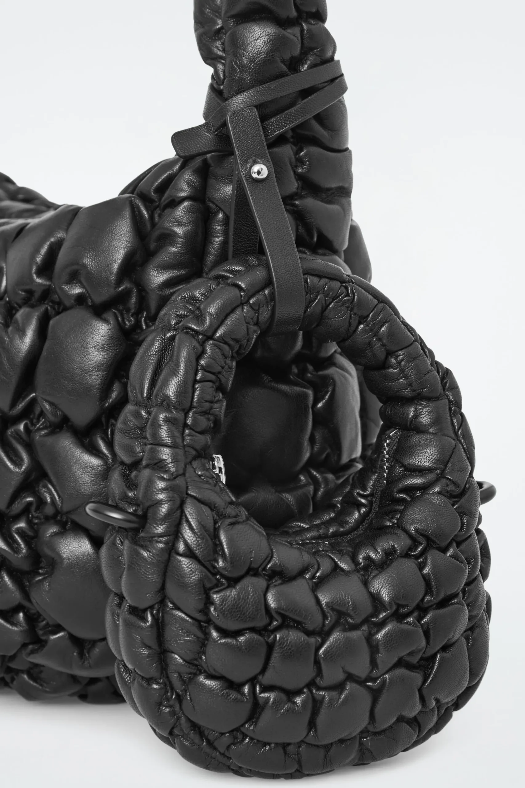 Damen COS Die Gesteppte Tasche*GESTEPPTE MINI-UMHÄNGETASCHE - LEDER