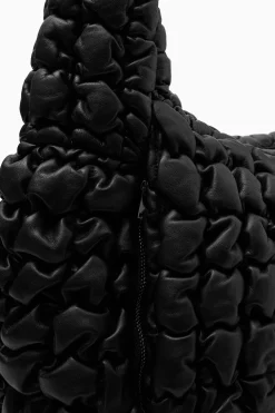 Damen COS Die Gesteppte Tasche | Taschen*GESTEPPTE OVERSIZED-UMHÄNGETASCHE – LEDER
