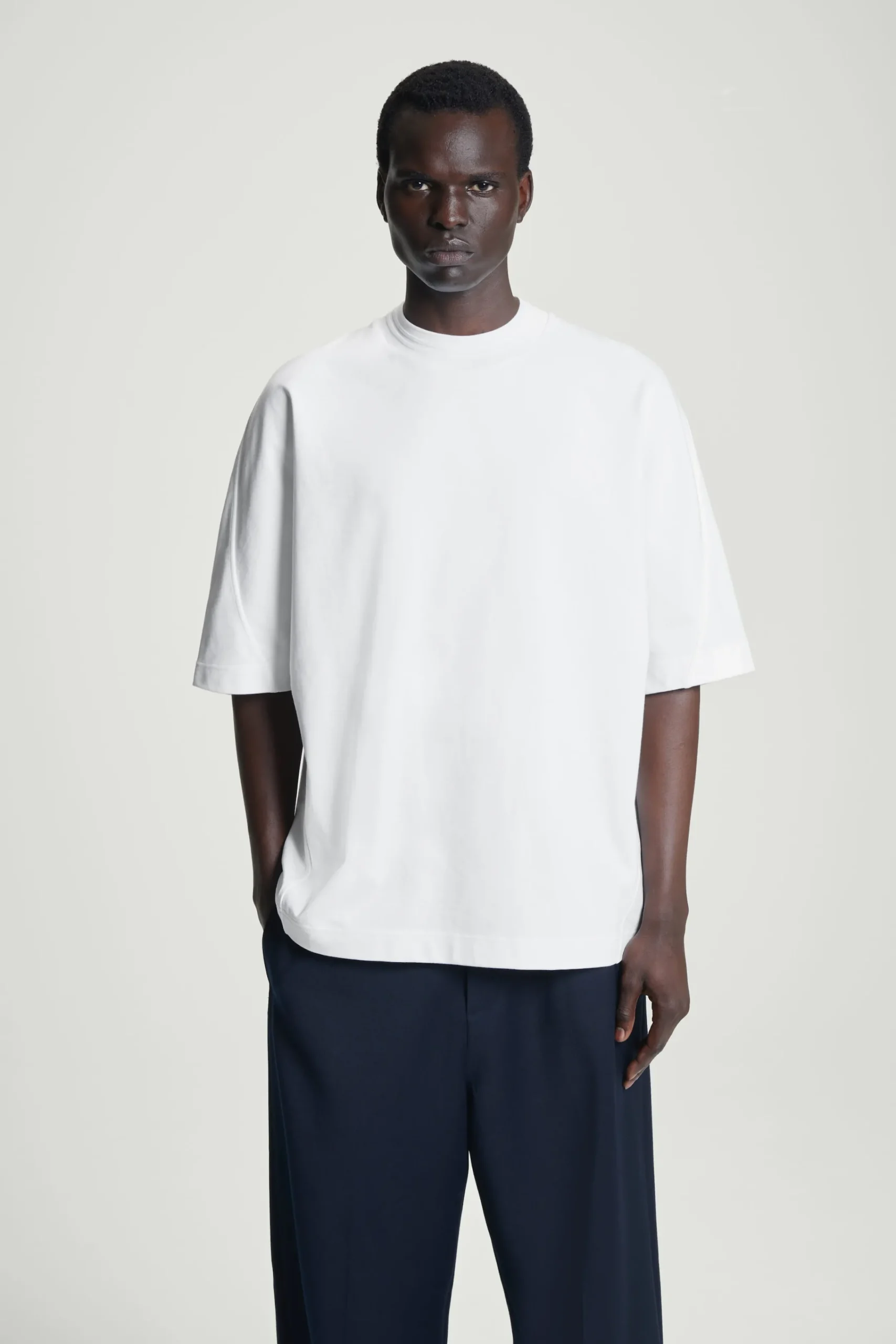 Herren COS T-Shirts & Tanktops*GEWICHTIGES OVERSIZED-T-SHIRT MIT KRAGEN