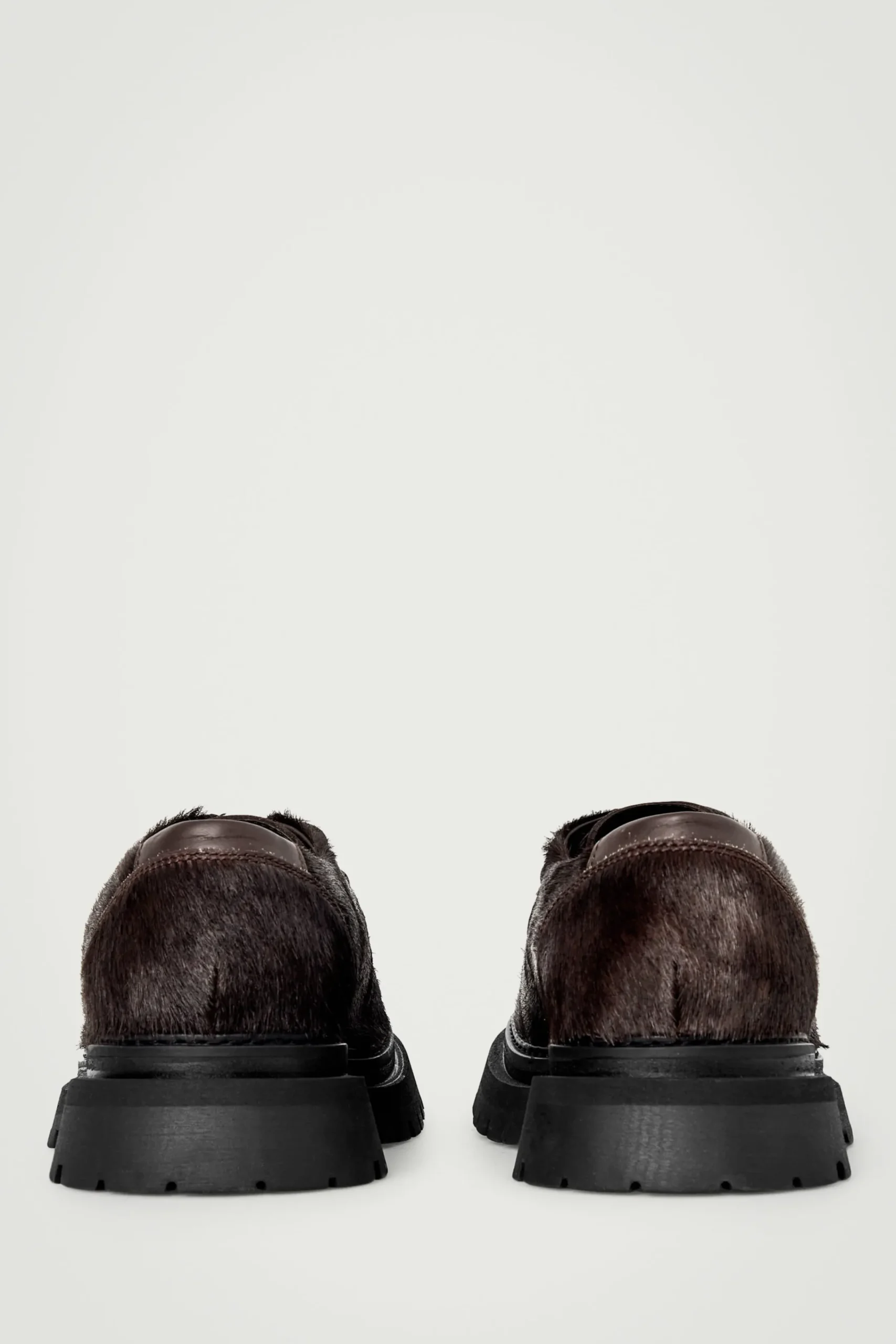 Herren COS Schuhe*GROBE DERBYS AUS PONYHAARLEDER