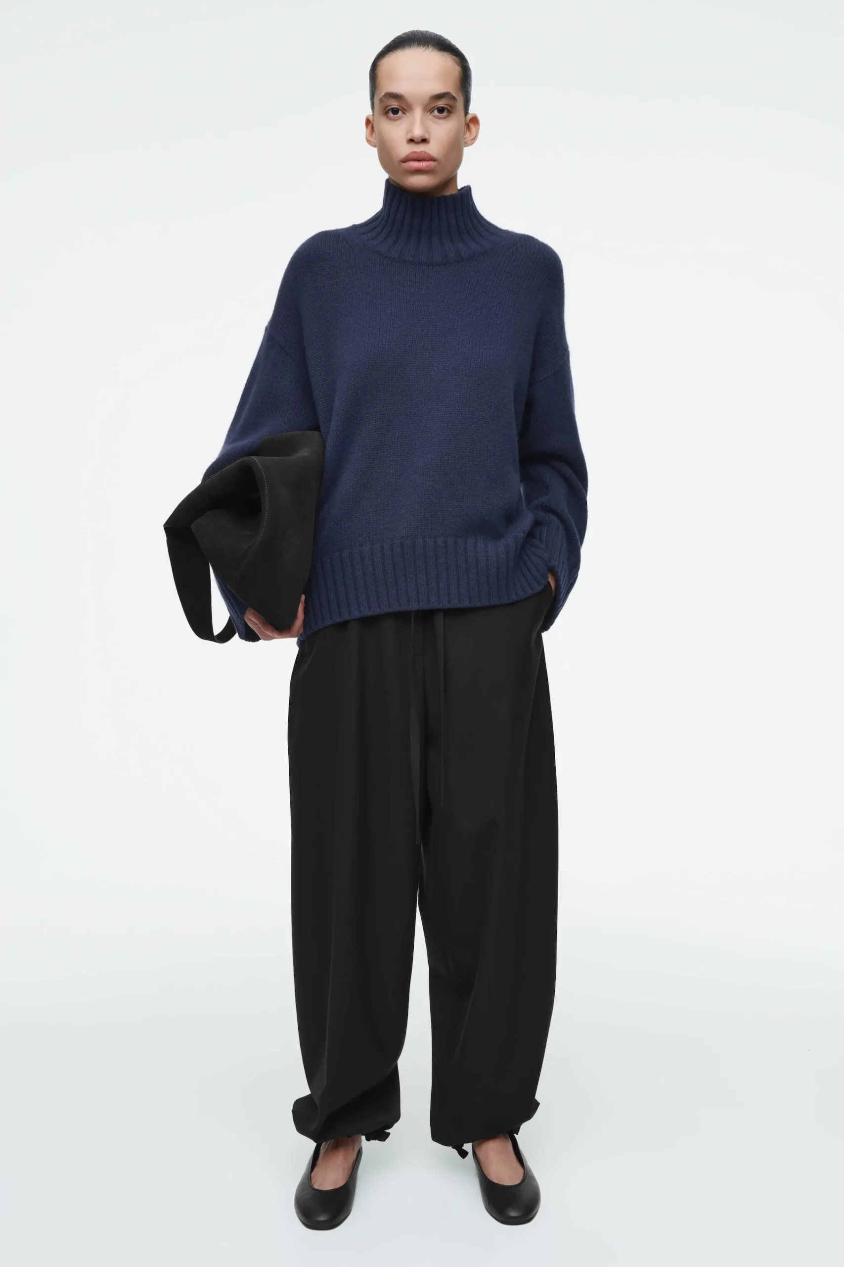 Damen COS Kaschmir | Strickmode*GROBSTRICKPULLOVER AUS KASCHMIR MIT ROLLKRAGEN