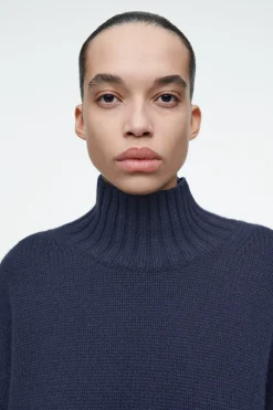 Damen COS Kaschmir | Strickmode*GROBSTRICKPULLOVER AUS KASCHMIR MIT ROLLKRAGEN