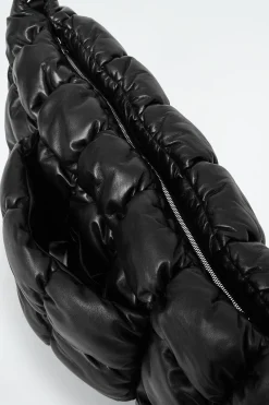 Damen COS Die Gesteppte Tasche | Taschen*GROSSE GESTEPPTE PILLOW CLUTCH - LEDER