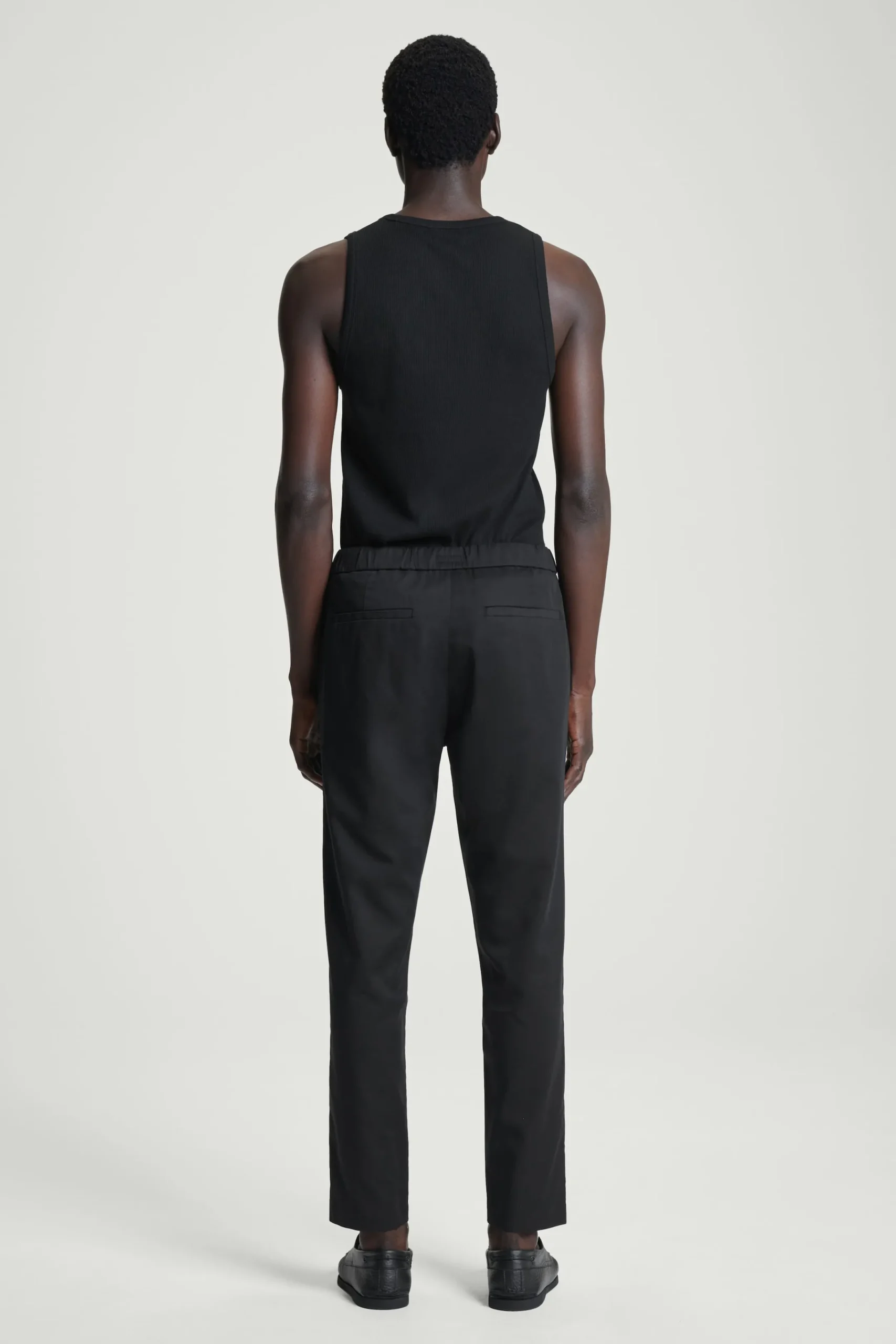 Herren COS Hosen*HOSE AUS TWILL MIT SCHMAL ZULAUFENDEM BEIN