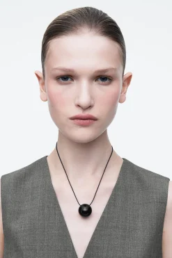 Damen COS Schmuck*KETTE MIT KUGELFÖRMIGEM GLASANHÄNGER