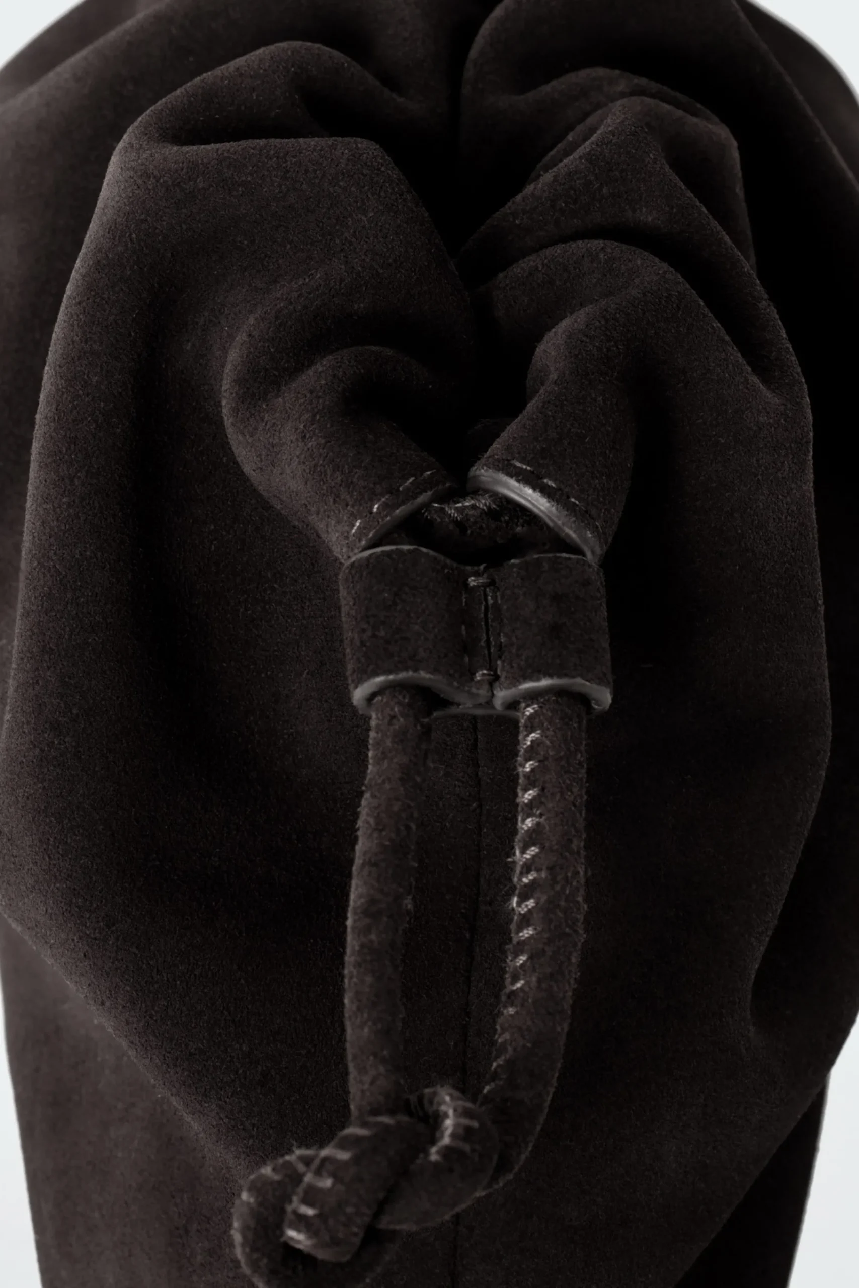 Damen COS Taschen*KLEINE CAVATELLI CLUTCH – VELOURSLEDER