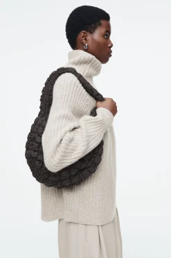 Damen COS Taschen*KLEINE GESTEPPTE TASCHE