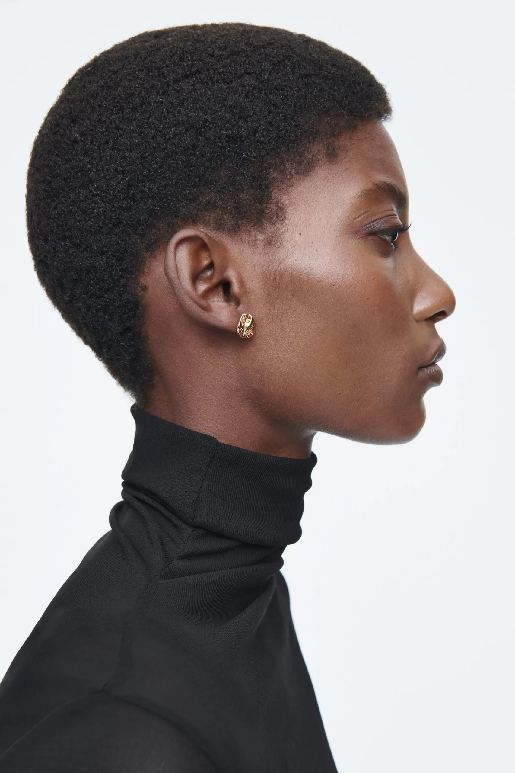 Damen COS Schmuck*KLEINE UNGLEICHE OHRRINGE