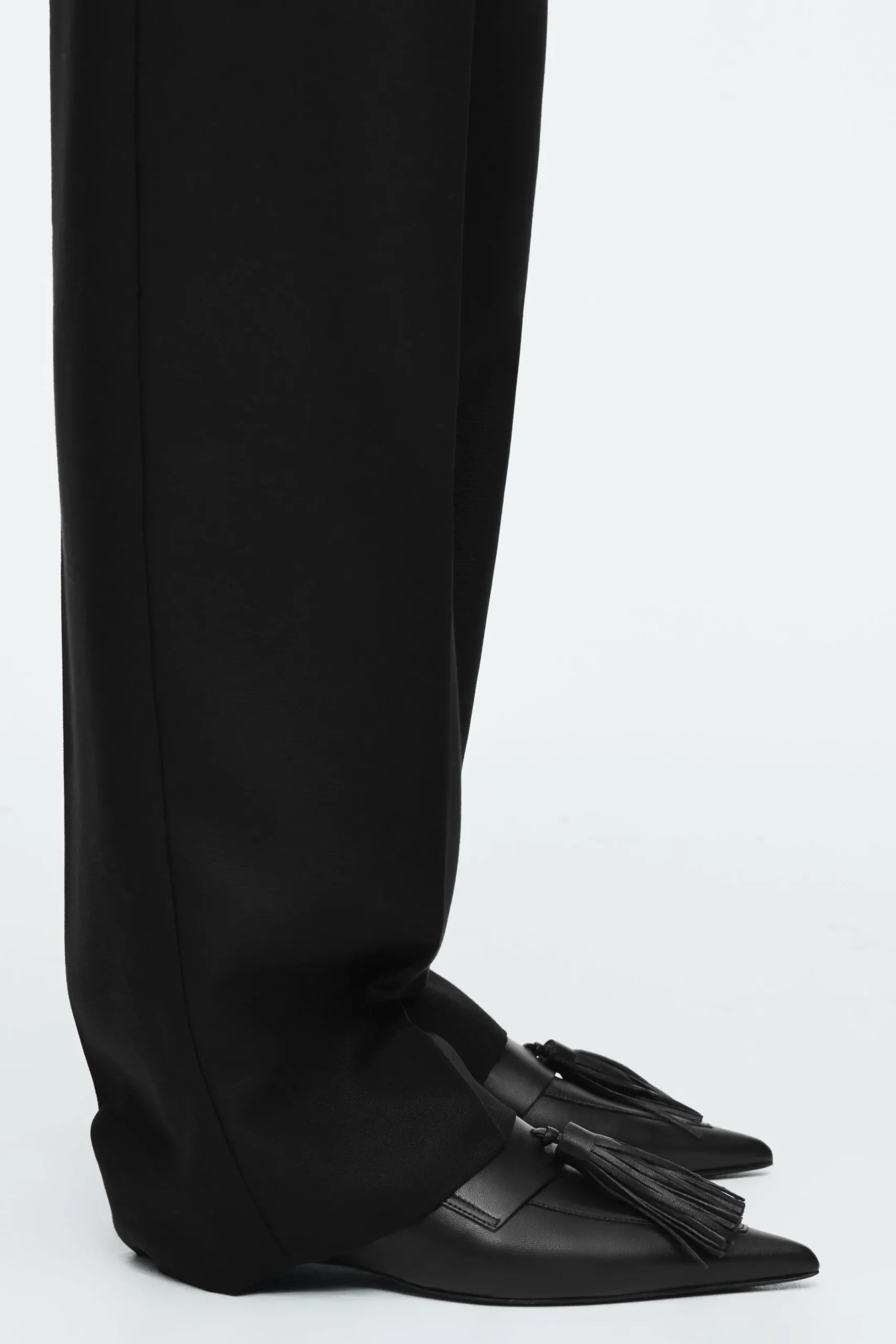 Damen COS Accessoires Aus Leder | Schuhe*LOAFERS AUS LEDER MIT KITTEN-HEEL UND FRANSEN