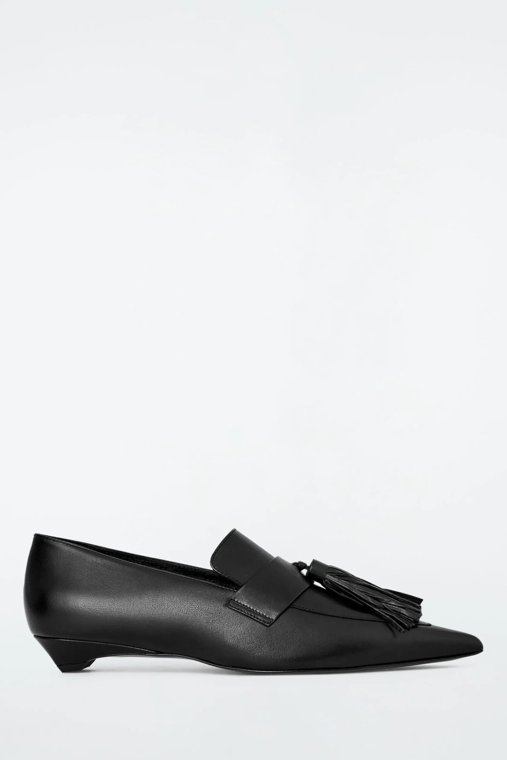 Damen COS Accessoires Aus Leder | Schuhe*LOAFERS AUS LEDER MIT KITTEN-HEEL UND FRANSEN