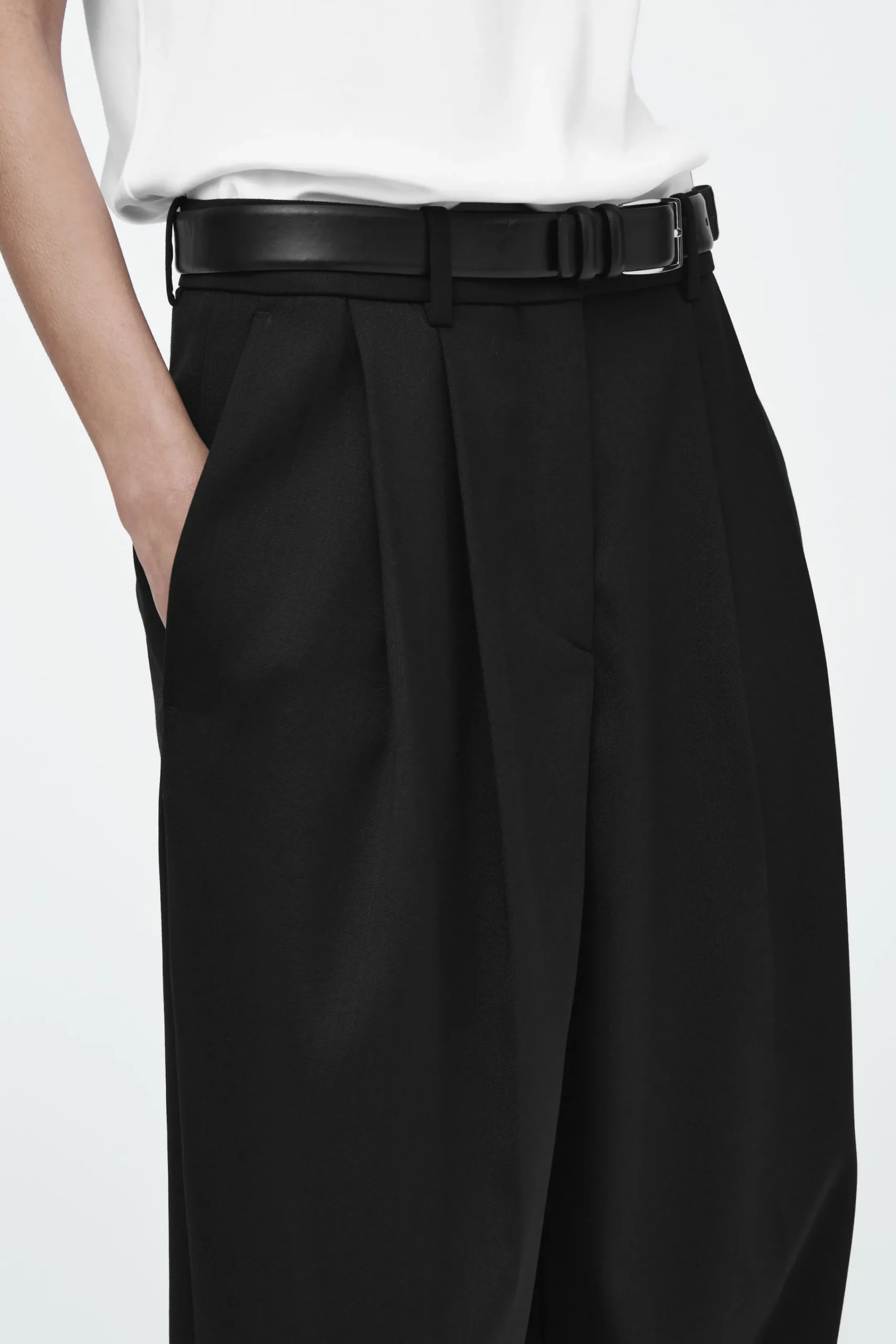 Damen COS Hosen*LOCKERE ELEGANTE WOLLHOSE MIT WEITEM BEIN