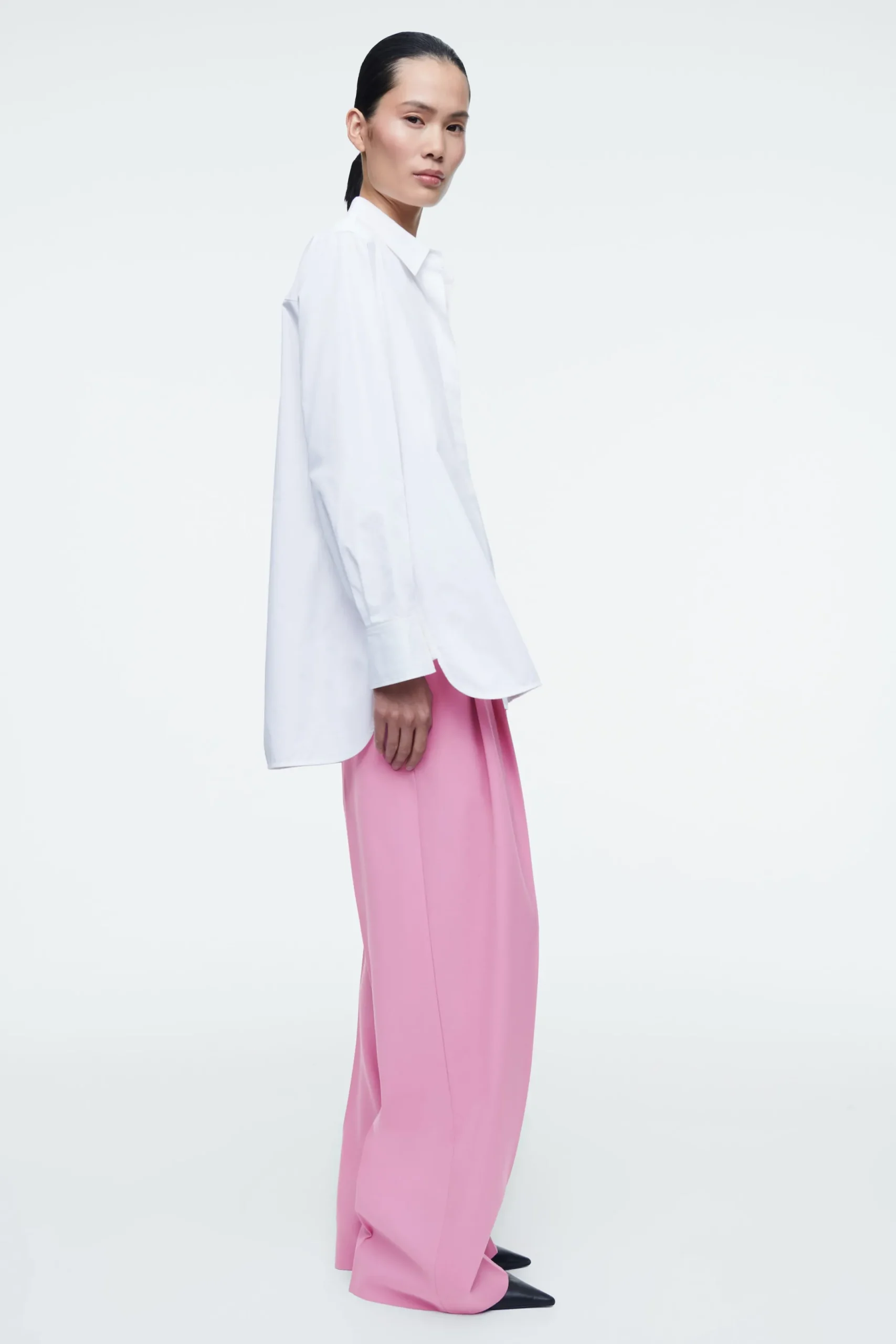 Damen COS Hosen*LOCKERE HOSE AUS TWILL MIT WEITEM BEIN