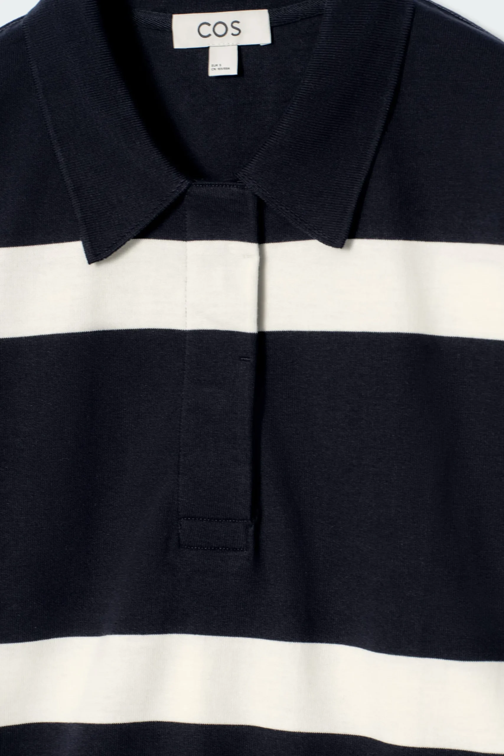 Damen COS Oberteile*LOCKERES LANGÄRMLIGES POLOSHIRT MIT STREIFEN