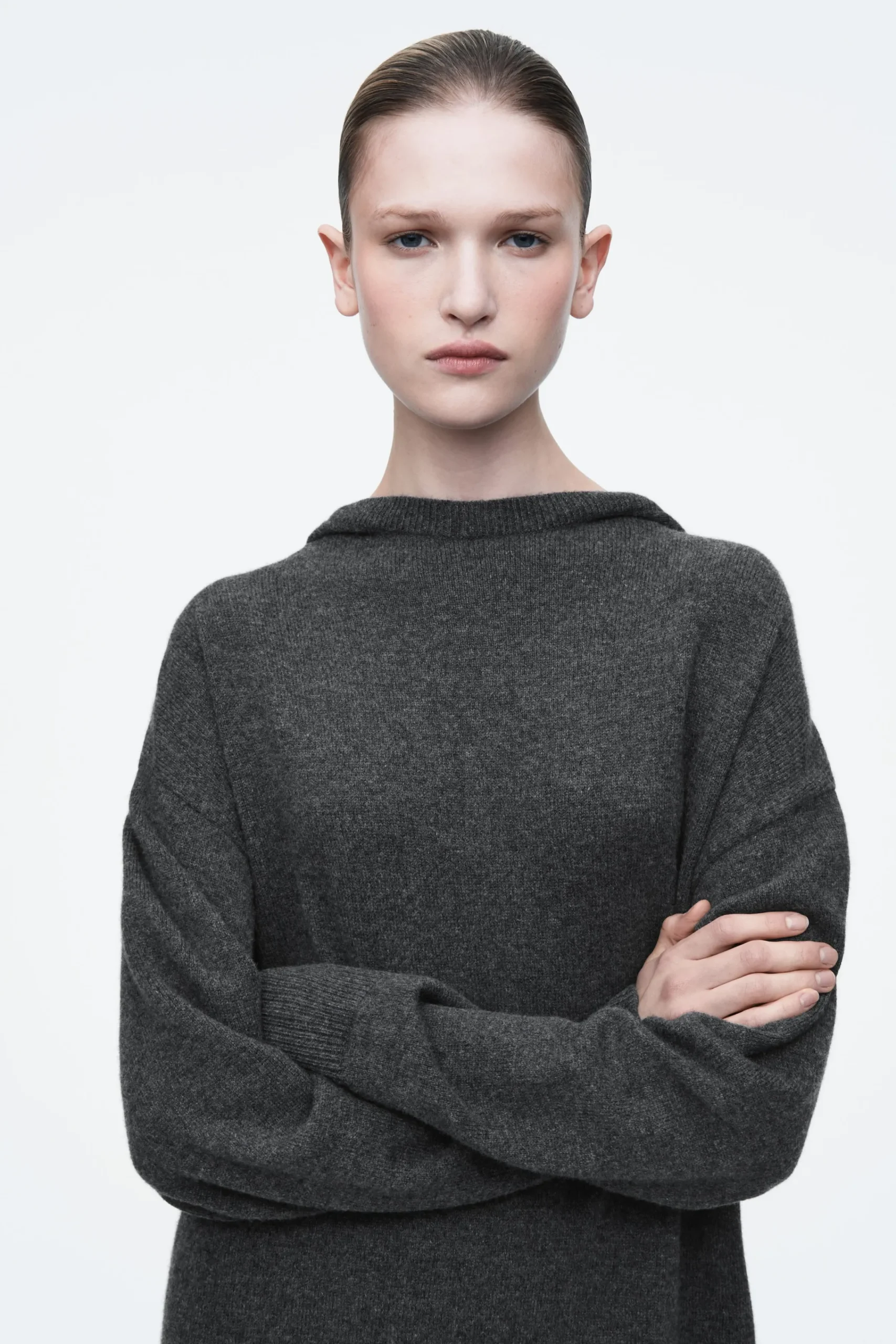 Damen COS Kleider | Strickmode*MAXIKLEID AUS MERINOWOLLE MIT KAPUZE