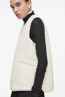 Damen COS Mützen, Schals & Handschuhe | Mäntel & Jacken*OVERSIZED-WESTE AUS KUNSTLAMMFELL