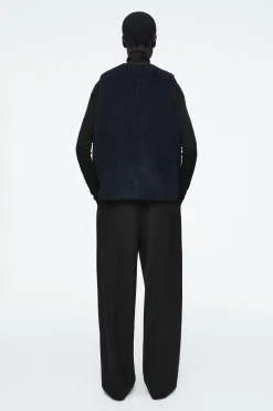Damen COS Hybridmodelle | Mützen, Schals & Handschuhe*OVERSIZED-WESTE AUS KUNSTLAMMFELL