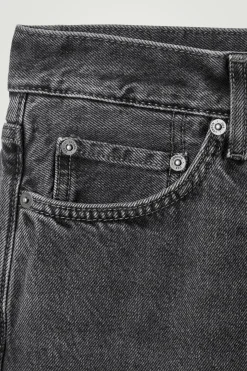 Herren COS Jeans | Hosen*PILLAR SCHMAL ZULAUFENDE JEANS