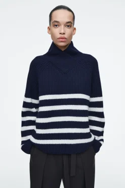 Damen COS Strickmode*PULLOVER AUS MERINOWOLLE MIT KRAGEN