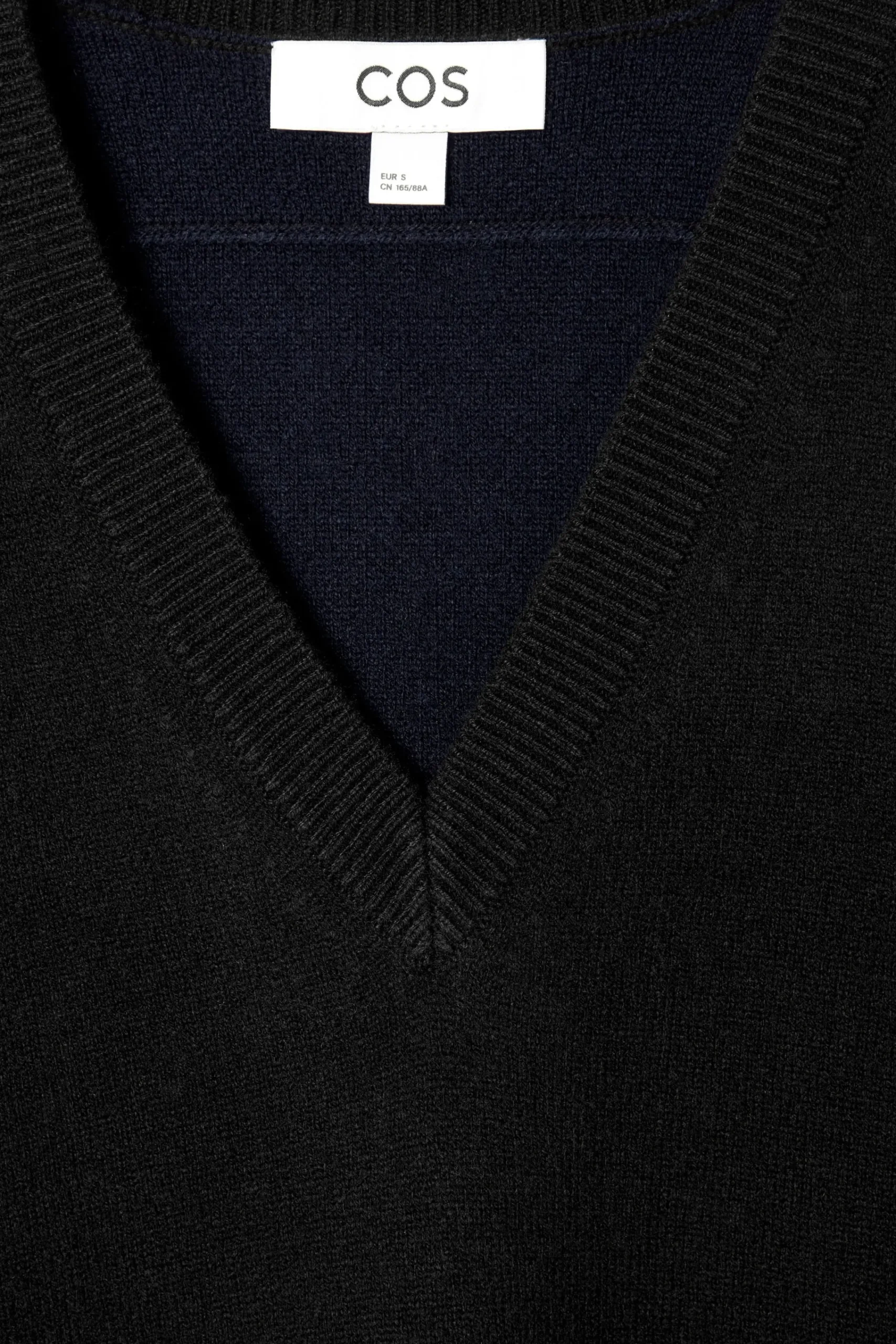 Damen COS Oberteile | Strickmode*PULLUNDER AUS DOUBLEFACE-WOLLE MIT V-AUSSCHNITT