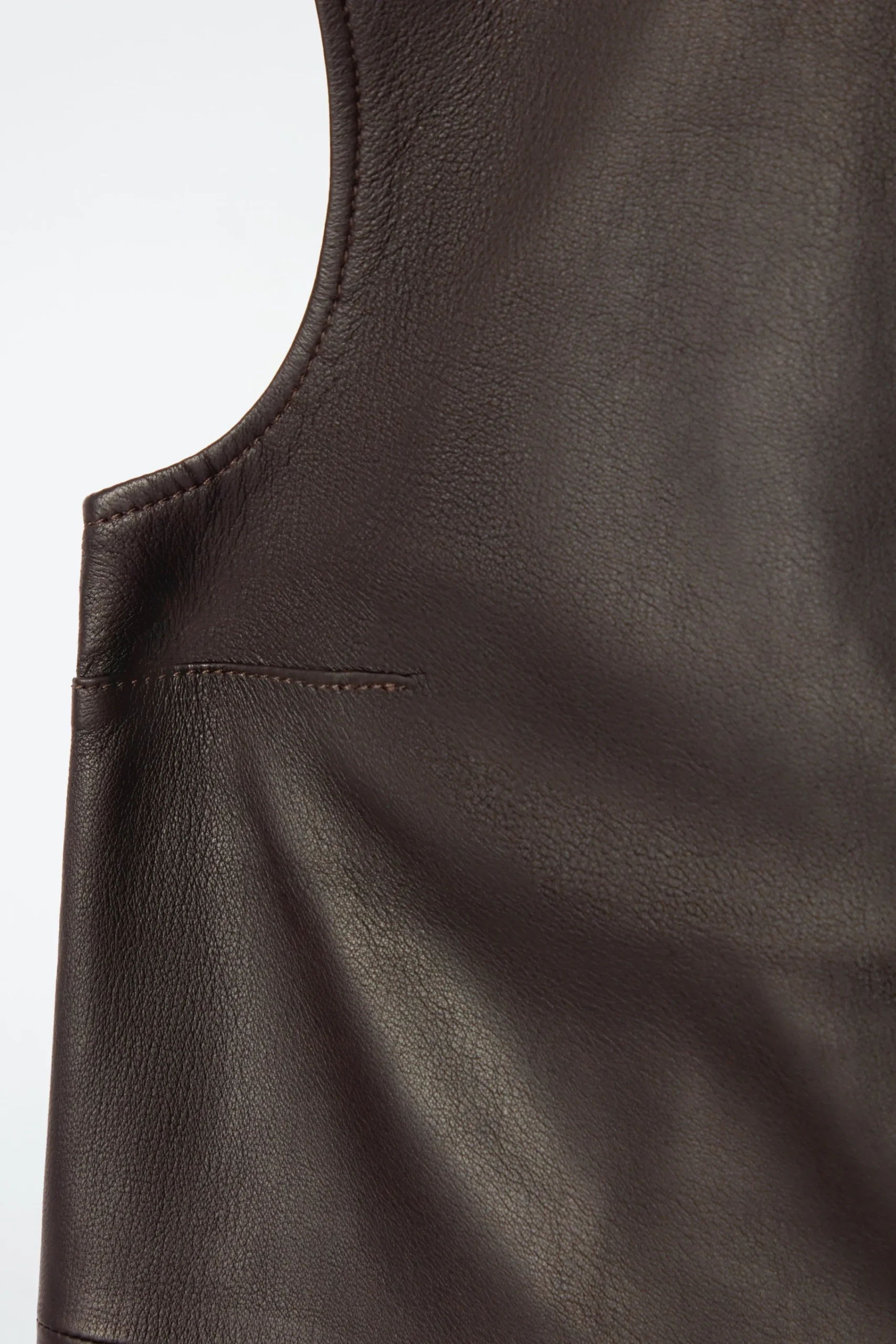 Damen COS Oberteile*ÄRMELLOSES OBERTEIL AUS LEDER