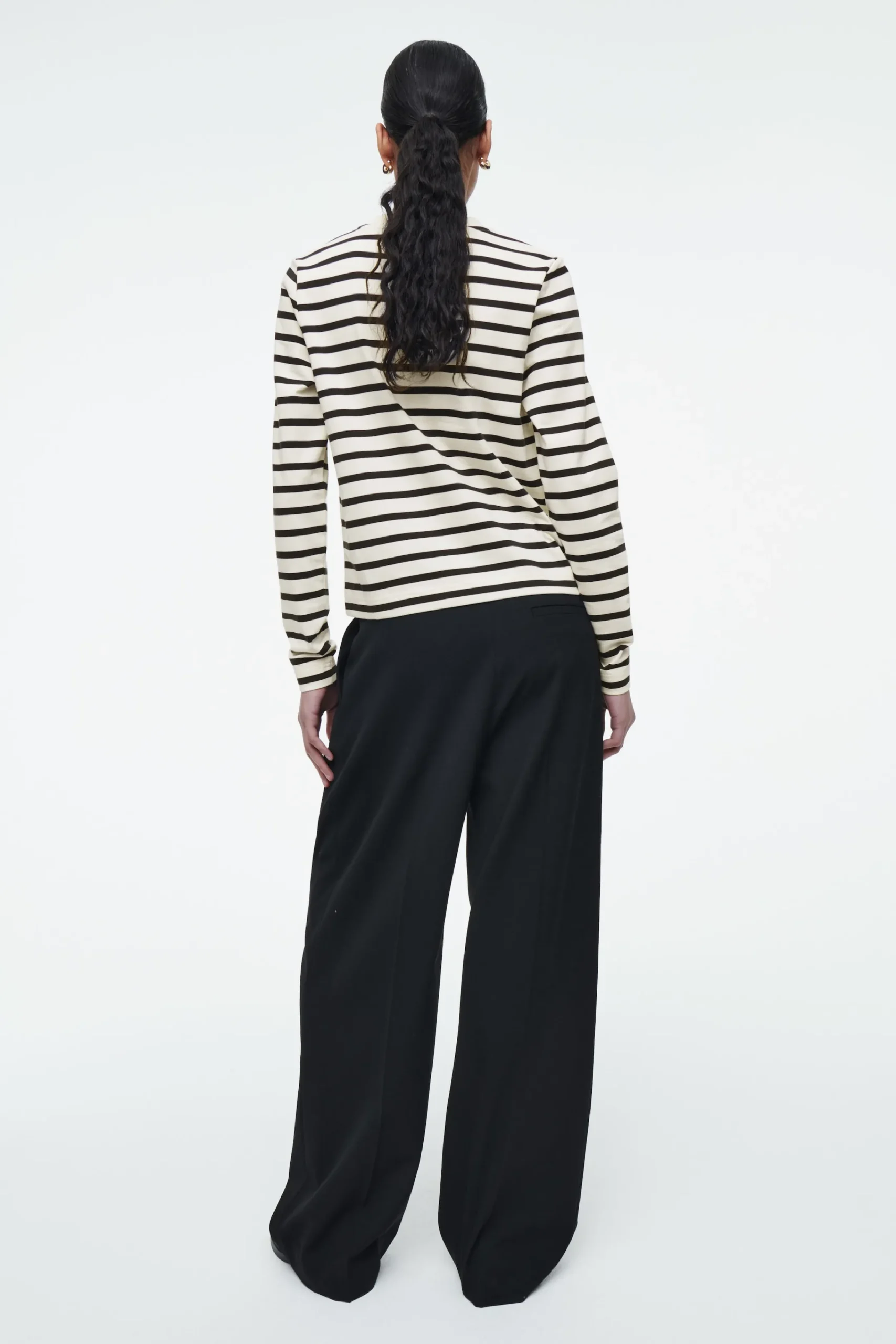 Damen COS T-Shirts | Oberteile*SCHLICHTES LANGARMSHIRT MIT NORMALER PASSFORM