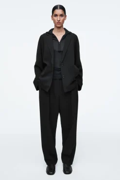 Damen COS Oberteile*SCHMAL GESCHNITTENER KAPUZENPULLOVER AUS WOLLE