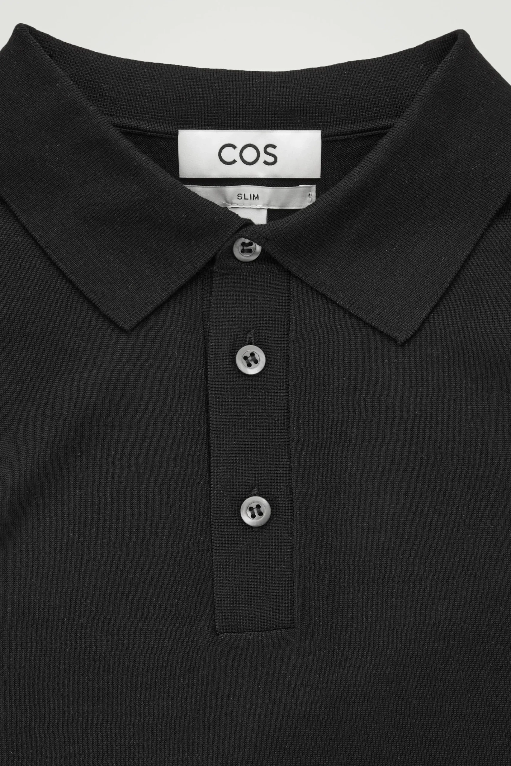 Herren COS Poloshirts | Strickmode*SCHMAL GESCHNITTENES POLOSHIRT AUS SEIDENSTRICK