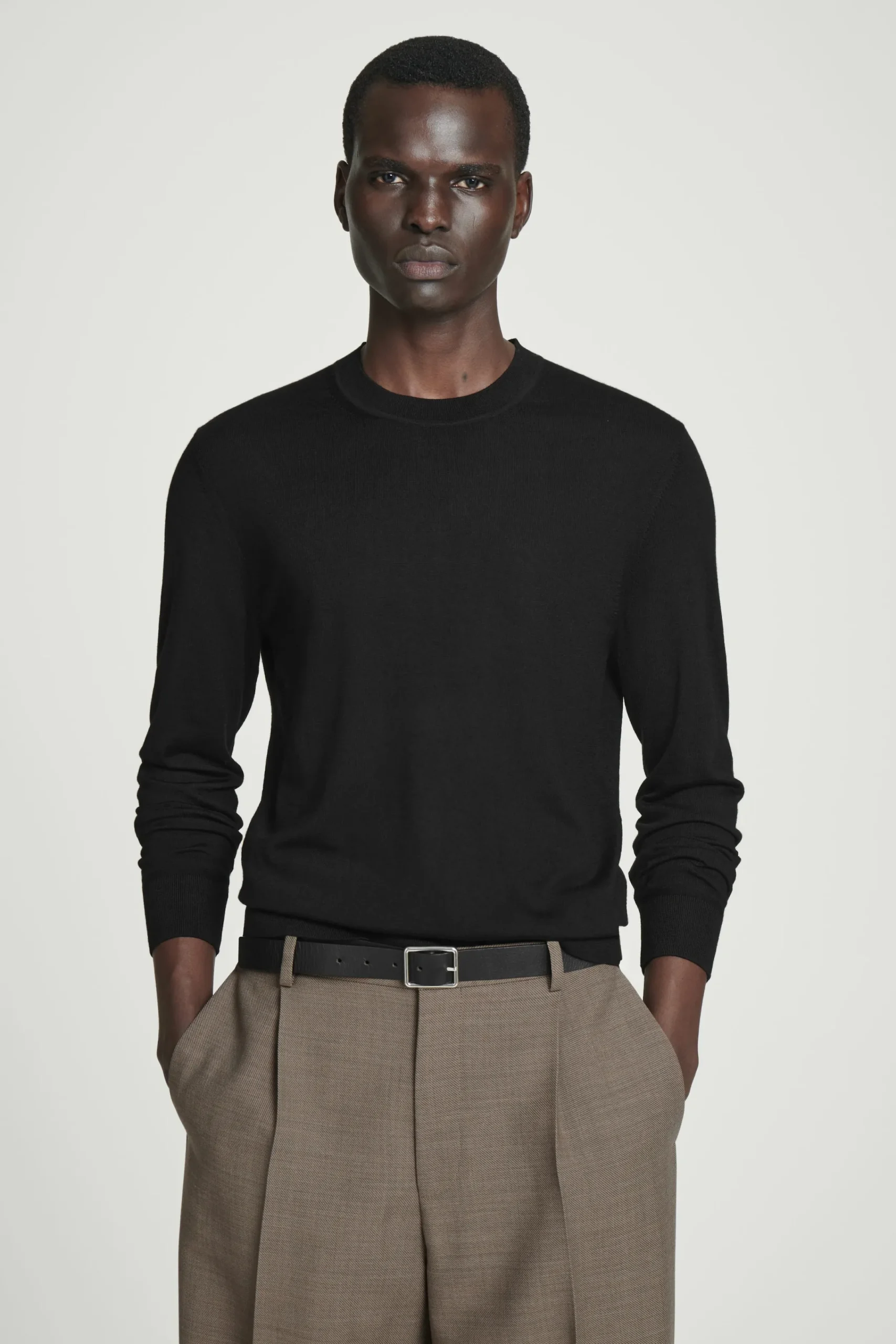 Herren COS Pullover | Strickmode*SCHMALER MERINOWOLLPULLOVER MIT RUNDHALSAUSSCHNITT
