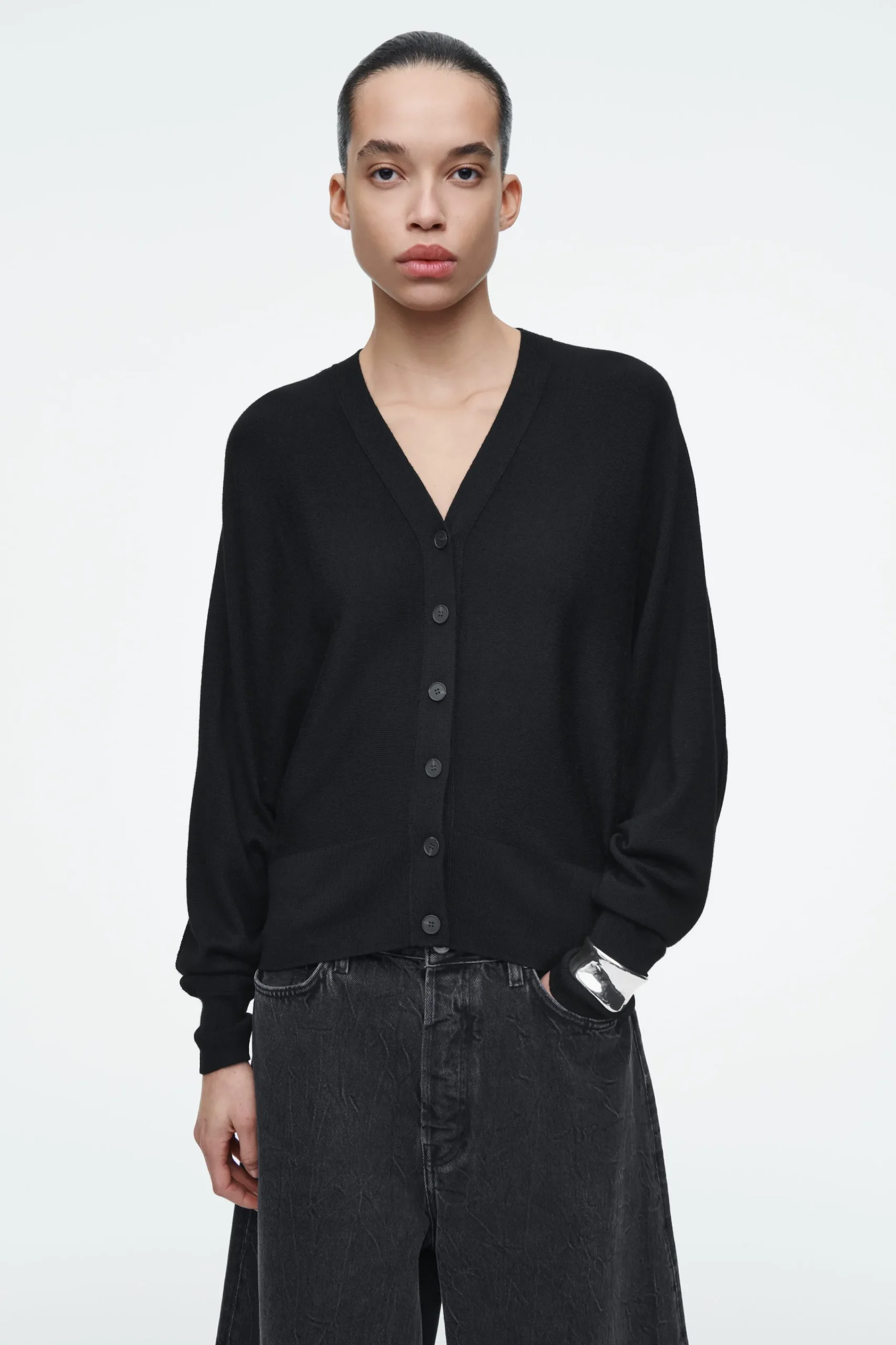 Damen COS Strickmode*STRICKJACKE AUS MERINOWOLLE MIT FLEDERMAUSÄRMELN